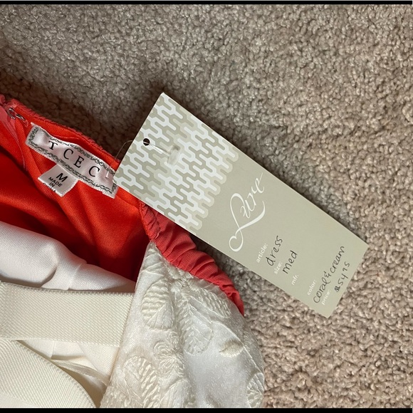 TCEC Strapless dress - Picture 2 of 3